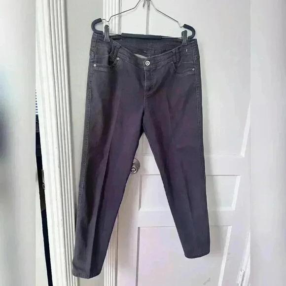 KUHL Freya Straight Hiking Outdoor Pants in Shadow Gray - Picture 1 of 6
